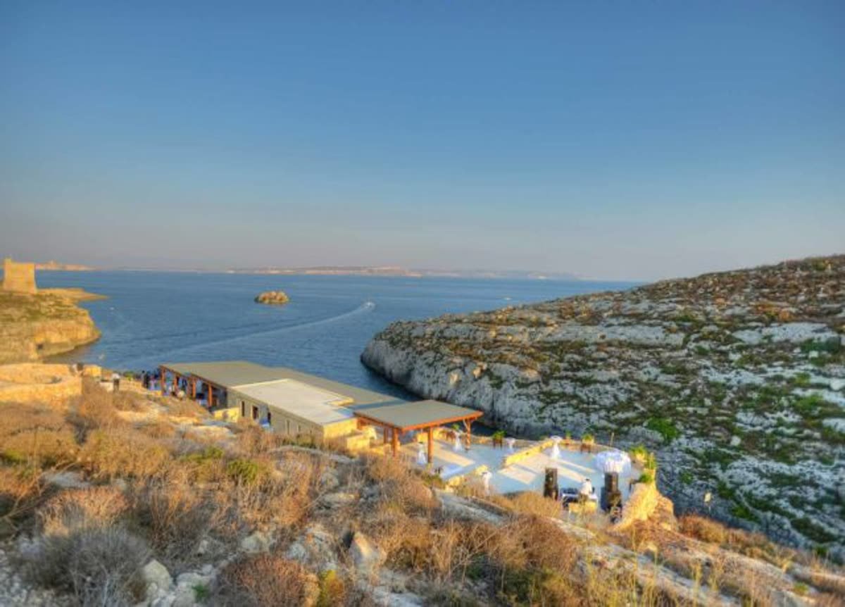 Il-Kantra Lido in its secluded inlet